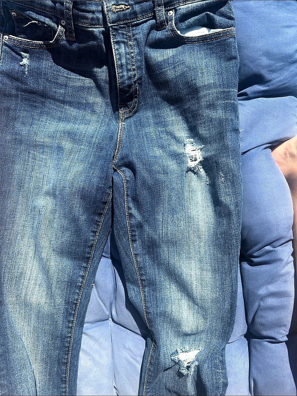 Gap High Rise Legging Distressed High Rise Jeans in Blue - Picture 4 of 6